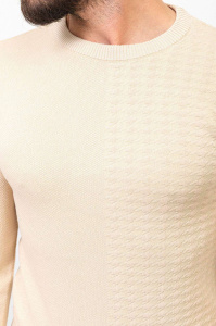 Фото товара Светр світло-бежевий в візерунок  MCR, артикул: 11377-1 Светри , Кофти поло