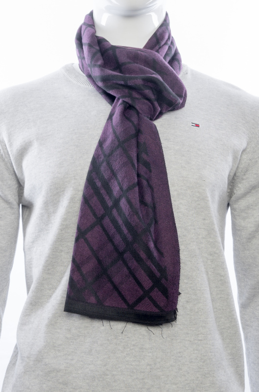 Фото товара Шарф в рисунок в ассортименте, артикул: 17011 Шарфи