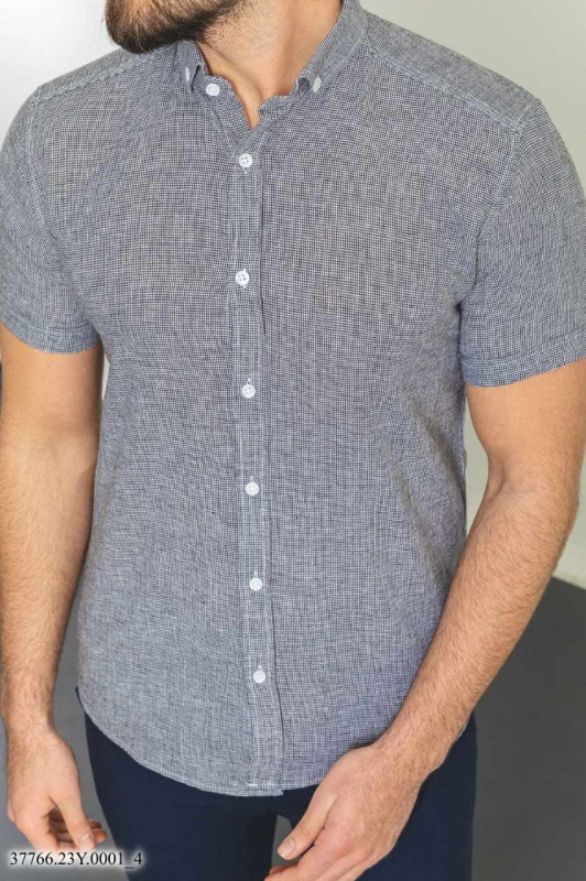 Фото товара Сорочка з коротким рукавом чорна в  мілку клітинку MCR 37766-1, артикул: 37766-1 Приталений крій