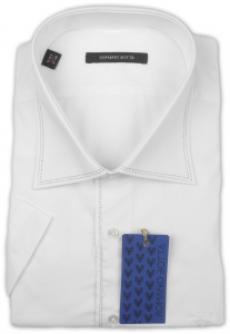 Фото Рубашка с коротким рукавом белая с отстрочкой по воротнику и планке Romano Botta артикул: 260263 Класичний крій