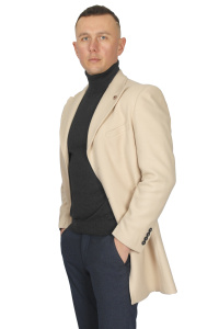 Фото товара Пальто світло-бежеве однотонне MCR, артикул: 21195 Пальто