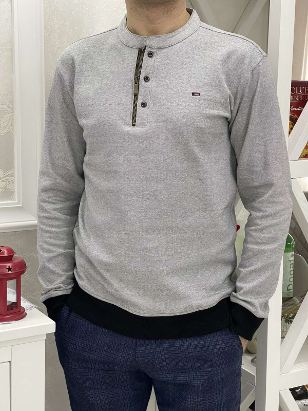 Фото товара Кофта трикотажна  світло-сіра  ZINZOLIN, артикул: 3451-03 Светри , Кофти поло