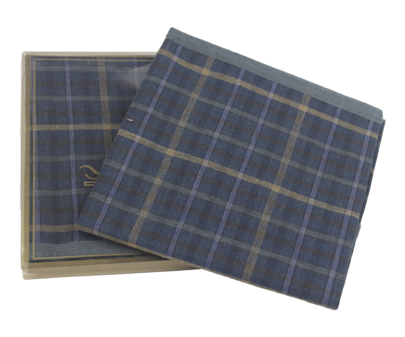 Фото товара Платок носовой тёмно-синий коричневая клетка YOUNGCLUB, артикул: 16006 Хустинки