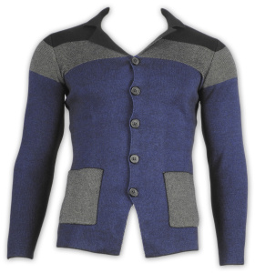 Фото товара Кардиган синий LOVE MOSCHINO, артикул: 118917-1 Кардигани