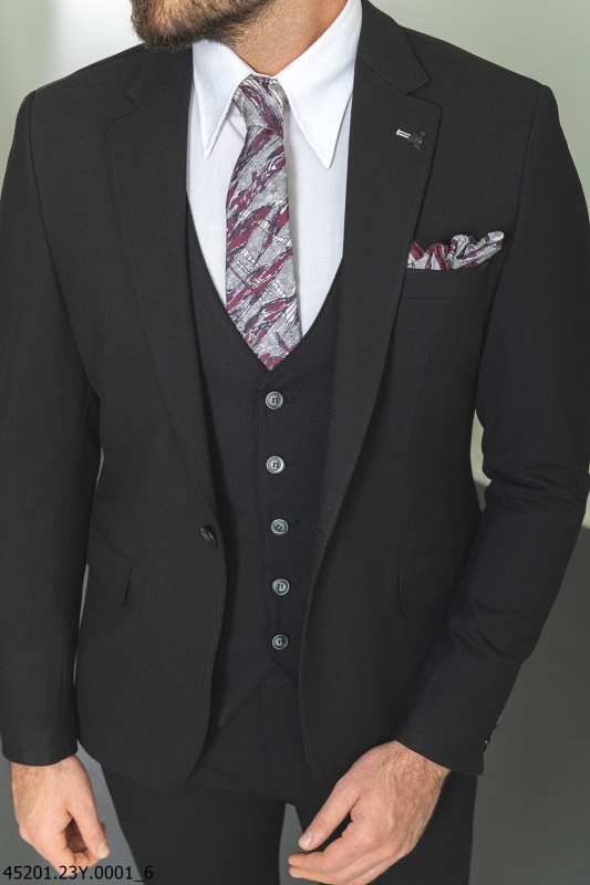 Фото товара Костюм чорний однотонний трійка MCR 45201-1, артикул: 45201-1 костюм 3 зріст ( 164-178 )