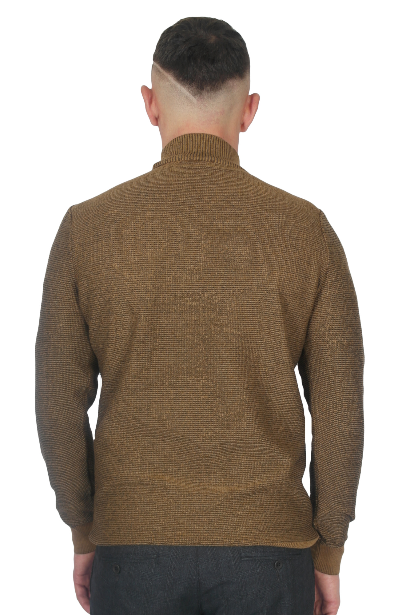 Светр гольф рижий текстурний MCR