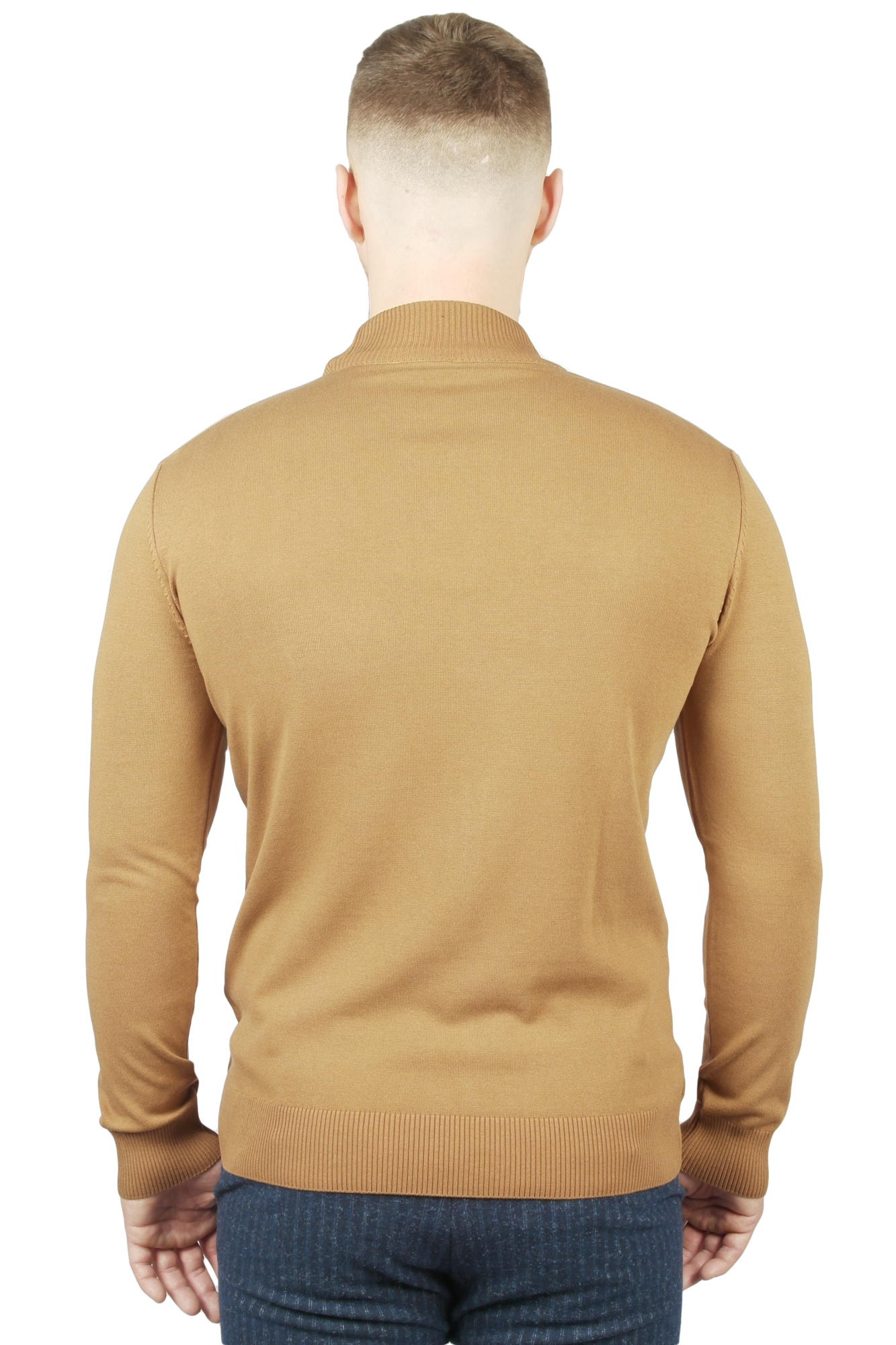 Светр гольф коричневий однотонний MCR